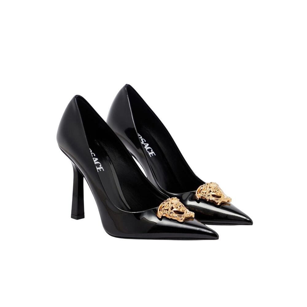 NIB Versace Medusa EU 37.5 US 7.5 Patent Leather Stiletto Pump Black Gold